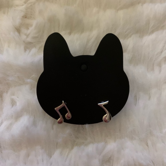 3 for 10 EARRINGS - music notes 🎵 - Picture 3 of 3